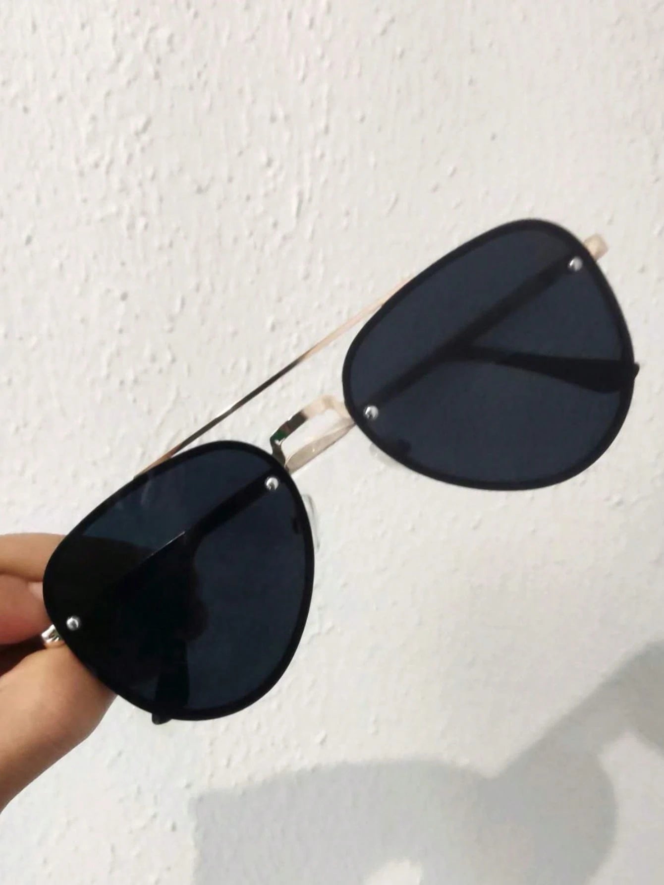 Óculos de moda feminino para proteção solar de verão ao ar livre, perfeito para presentear amigos como um vintage presente.