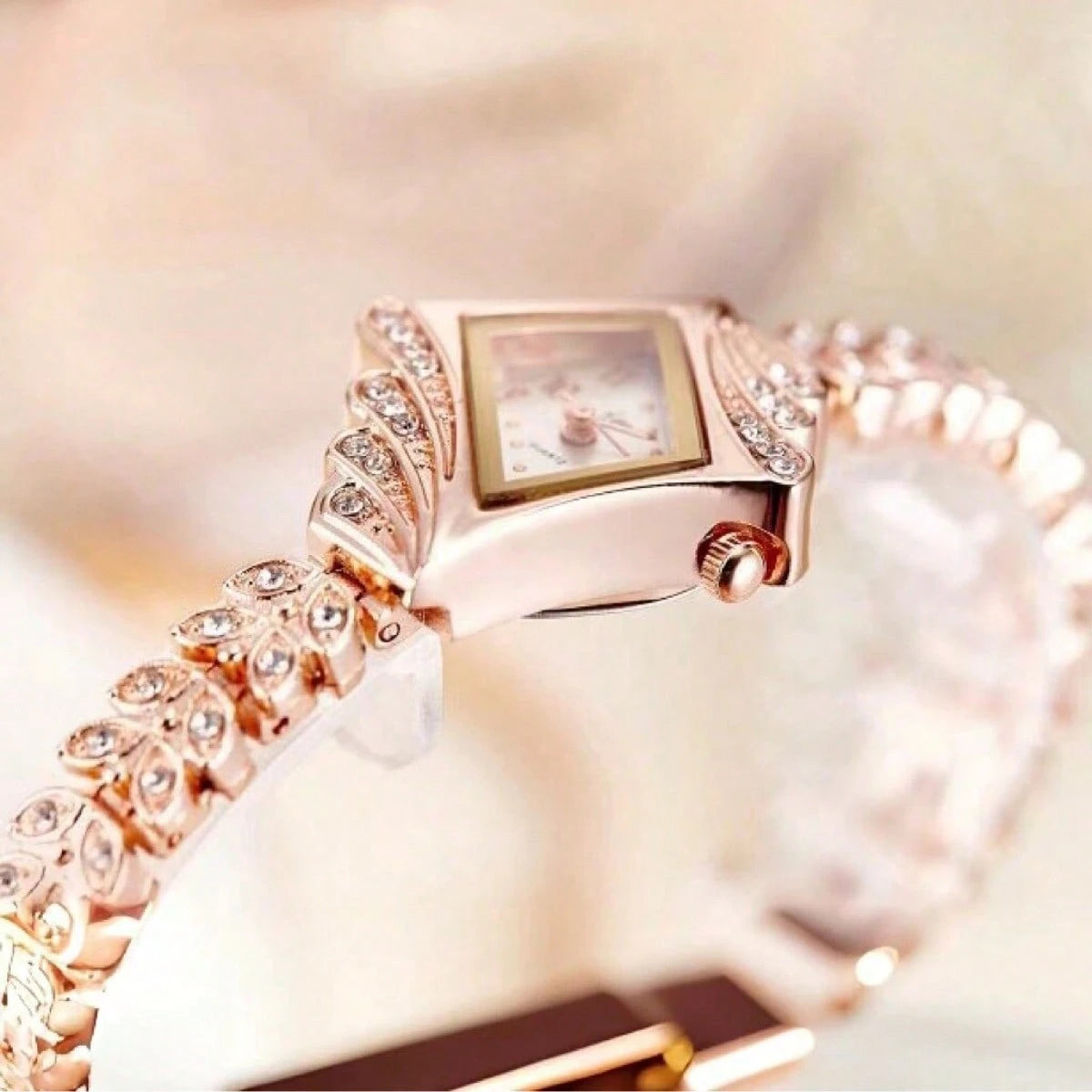 Relógio Feminino Com Pulseira De Diamantes Relógio Quartzo Feminino Moda Leve E Luxuosa Casual De Quartzo
