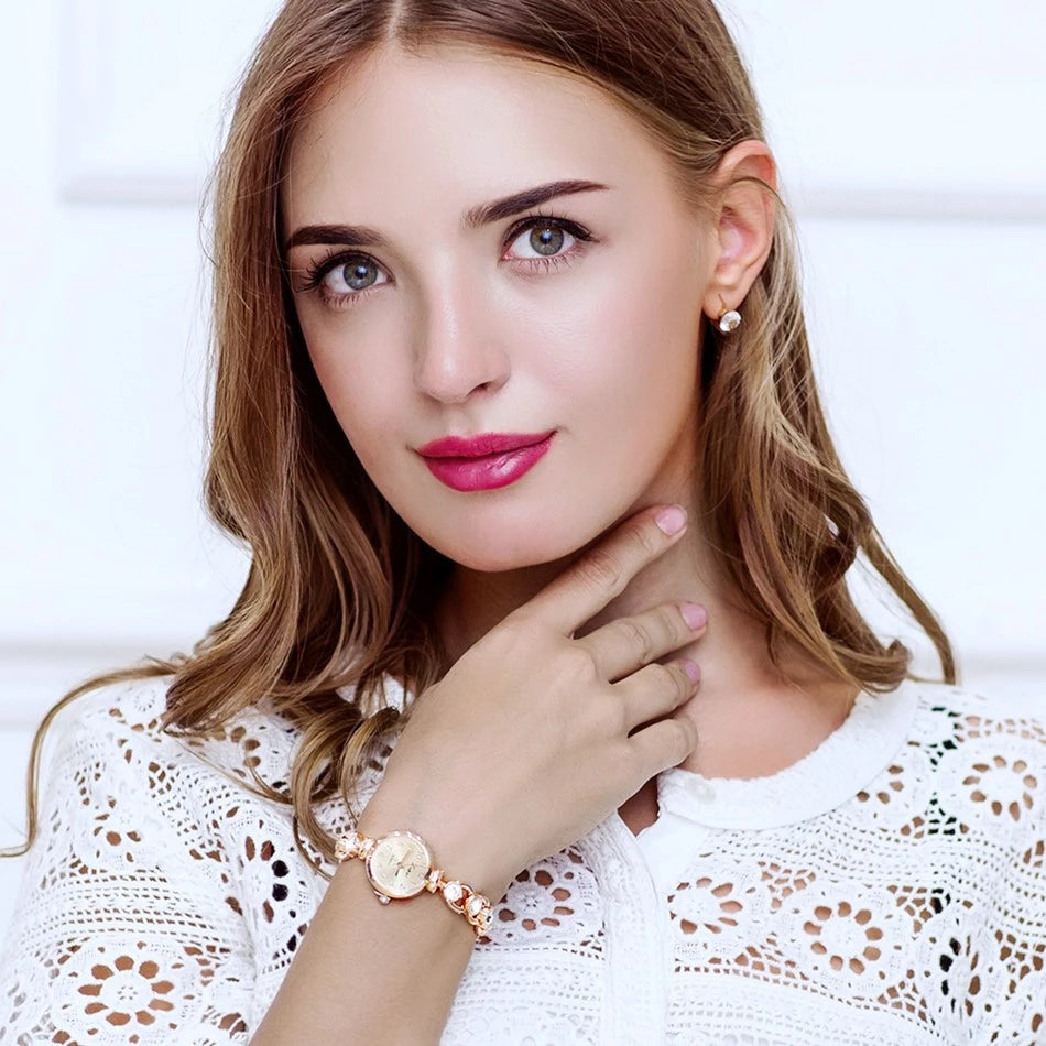 Relógio Bracelete com Cristais | Bella & Finna