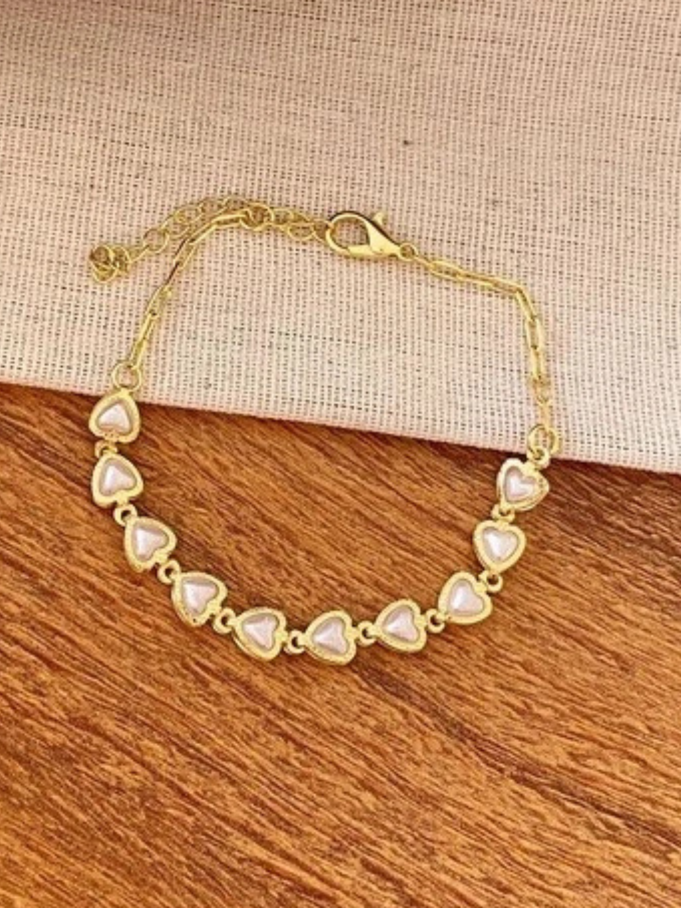Pulseira Pérola com Coração | Bella & Finna