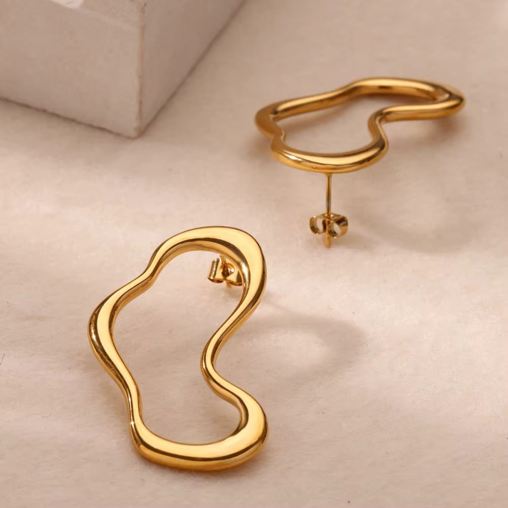 Brinco orgânico minimalista elegante-Dourado