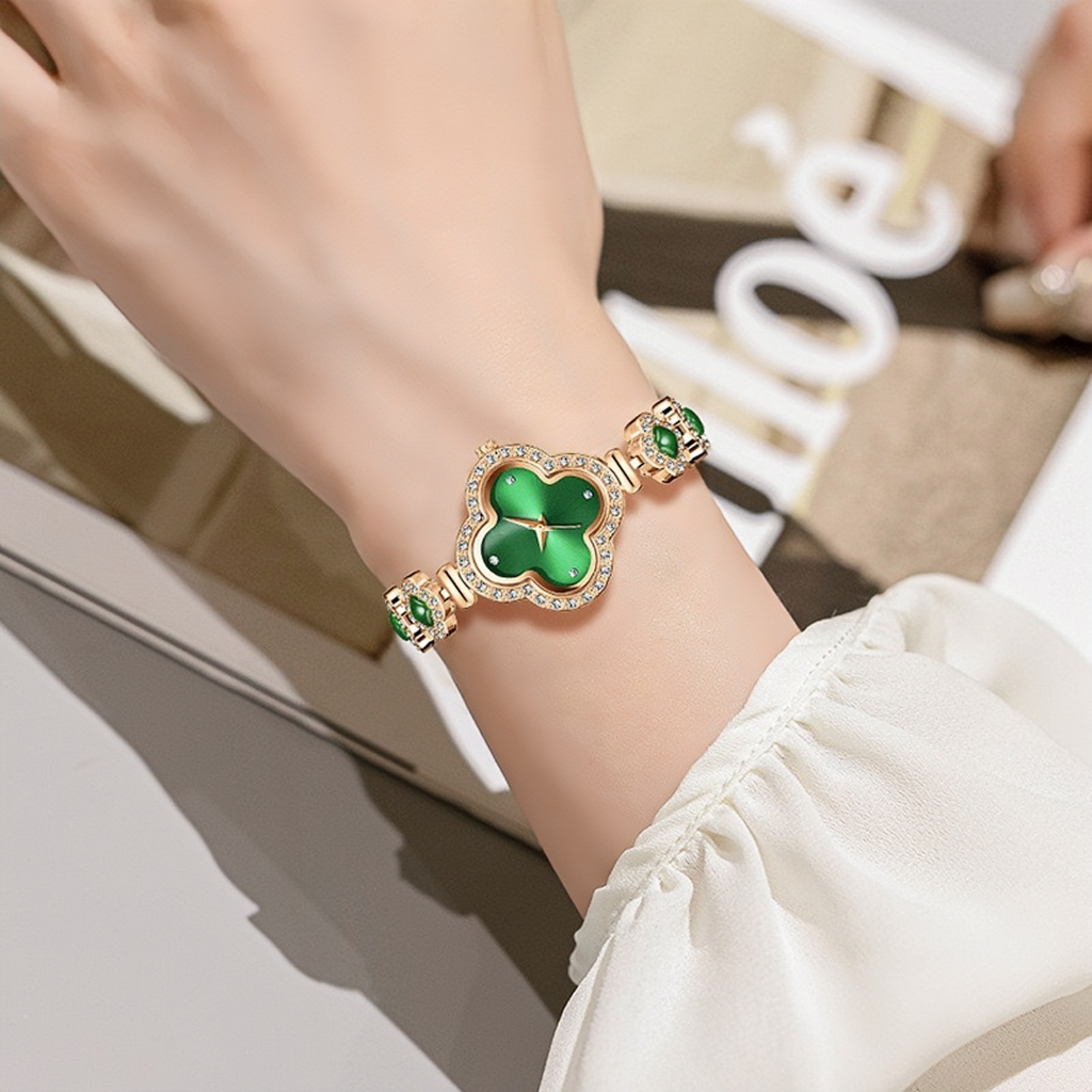 Elegante Flor Mini Relógio De Pulso De Quartzo Com Pulseira De Metal Luz Luxo Moda Diamante Relógio Relógio Feminino
