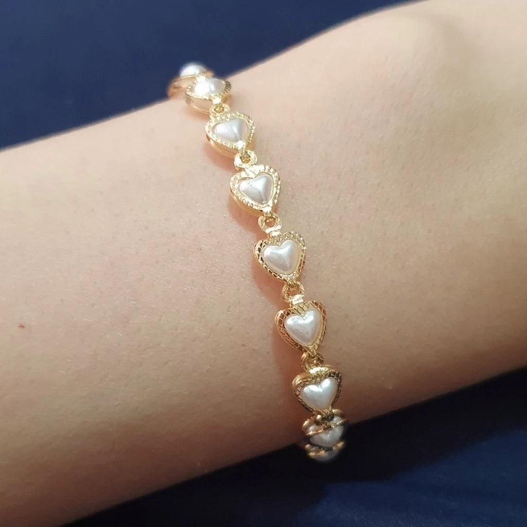 Pulseira Pérola com Coração | Bella & Finna