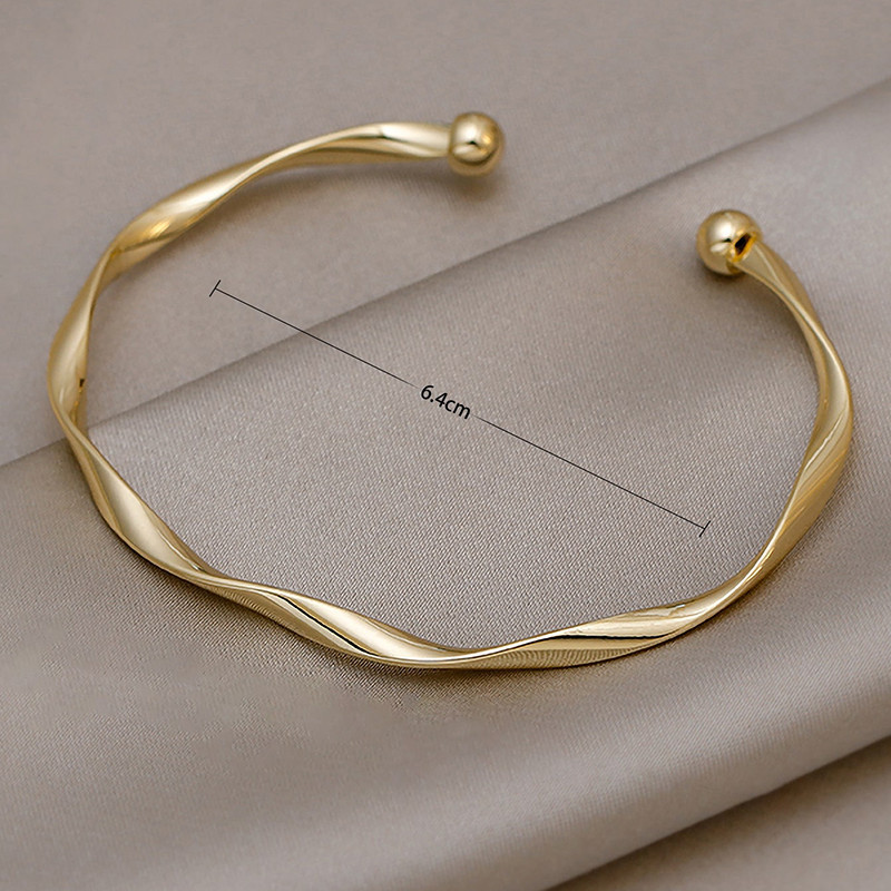 Pulseira De Moda Simples Torcida Alta Qualidade ins trendy niche design Legal Joias De Mão Estilo Feminino