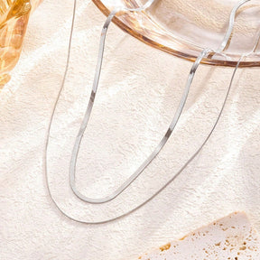 colar Europeu e americano ins maré moda retro dupla cobra osso empilhado titânio aço K ouro curto titânio aço colar clavícula cadeia mulher