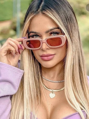 Óculos Retrô Oval | Bella & Finna