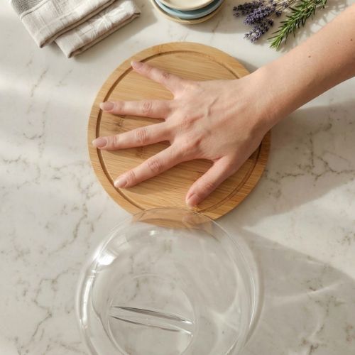 Queijeira Elegance em Bambu e Acrílico (19cm) – Linha Natural Home
