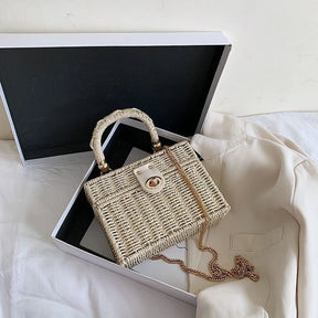 Bolsa de Palha com Alça Dourada| Bella & Finna