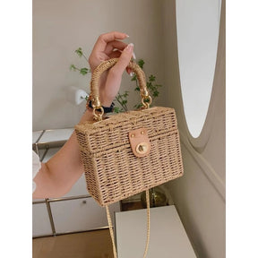 Bolsa de Palha com Alça Dourada| Bella & Finna