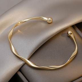 Pulseira De Moda Simples Torcida Alta Qualidade ins trendy niche design Legal Joias De Mão Estilo Feminino
