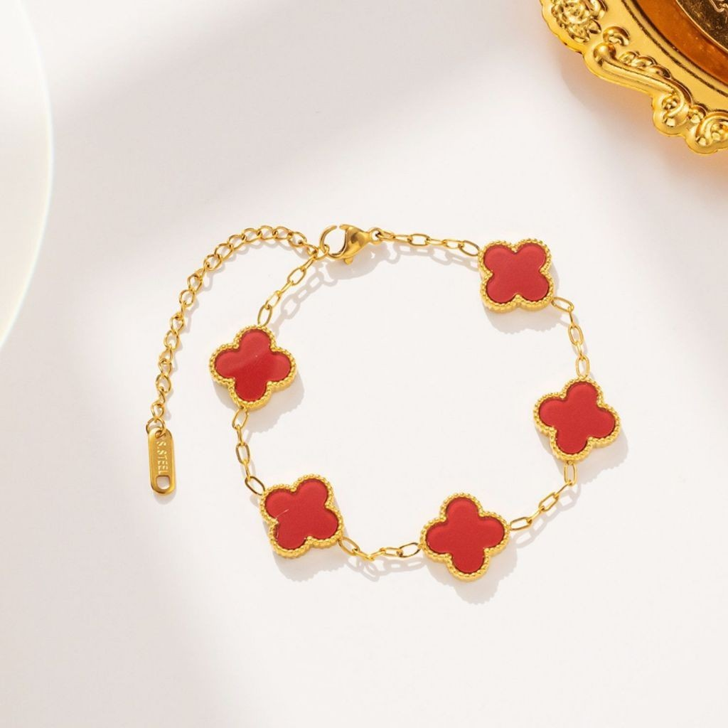 Pulseira trevo de quatro folhas com pérolas dupla face e cinco flores em aço titânio 18K que não desbota