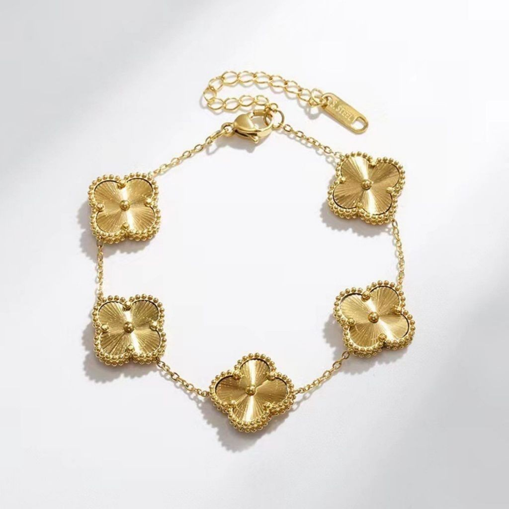Pulseira trevo de quatro folhas com pérolas dupla face e cinco flores em aço titânio 18K que não desbota